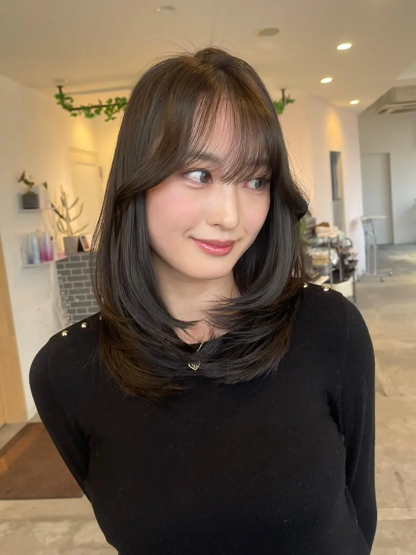 ミディアム カラー カット ヘアカラー トリートメント 海外レイヤー/ レイヤーカット/和田のヘアスタイル