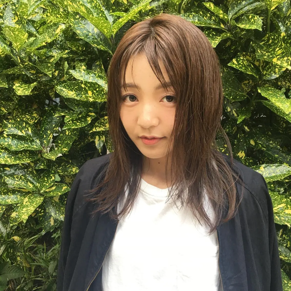 ミディアム 外ハネヘア トリートメント 中野 恵脩のヘアスタイル