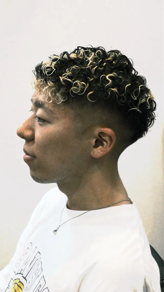 ショート 鈴木 海志のヘアスタイル