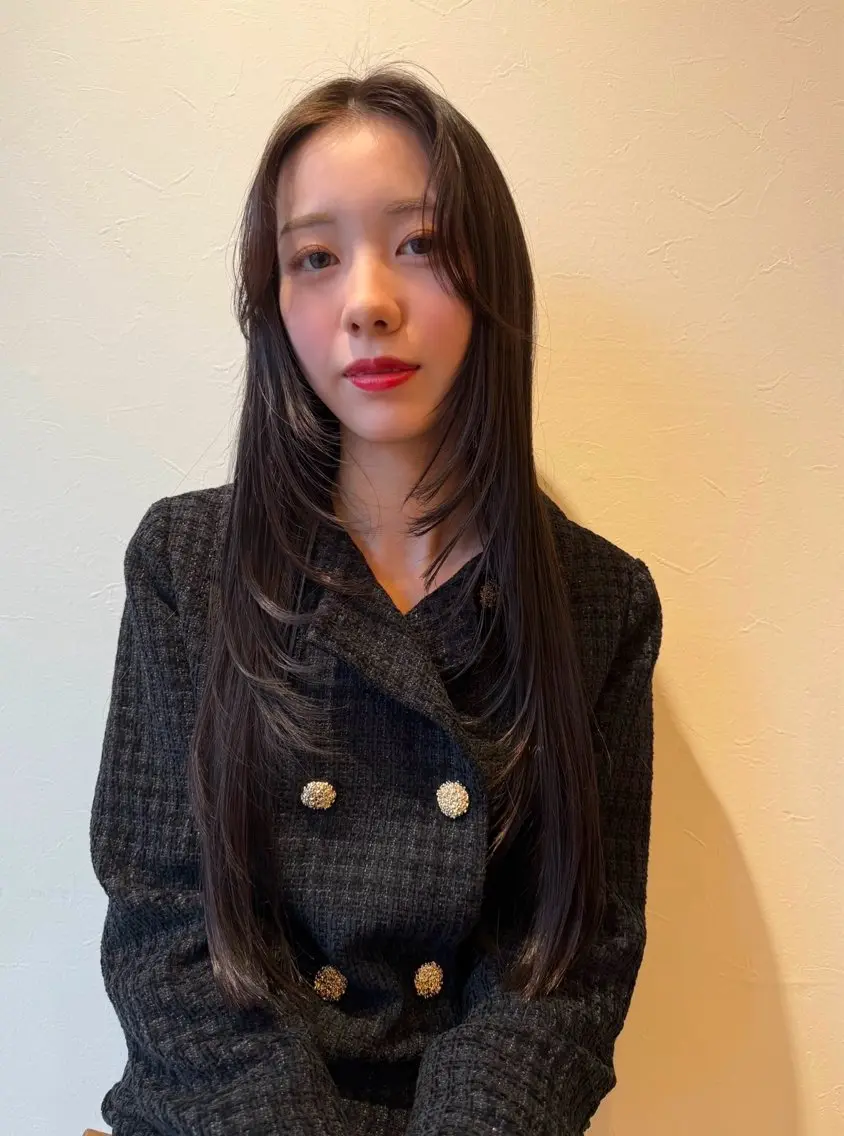 ロング ハイレイヤー レイヤーカット Rendezvous 白築のヘアスタイル