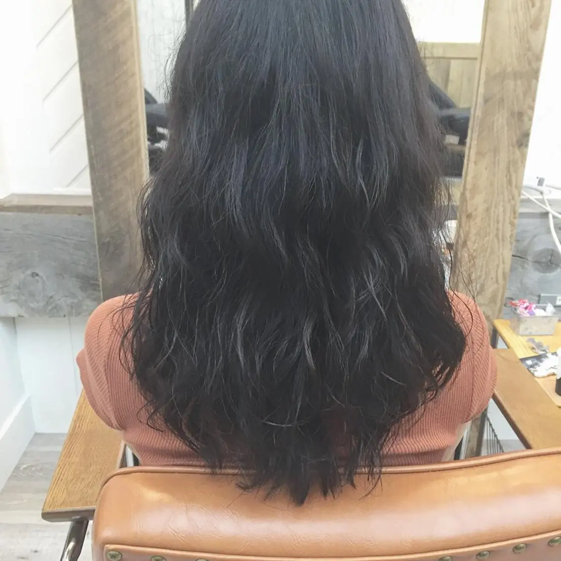 ロング パーマ 前髪顔周り✂️店長 ❤️アマミヤ❤️のヘアスタイル