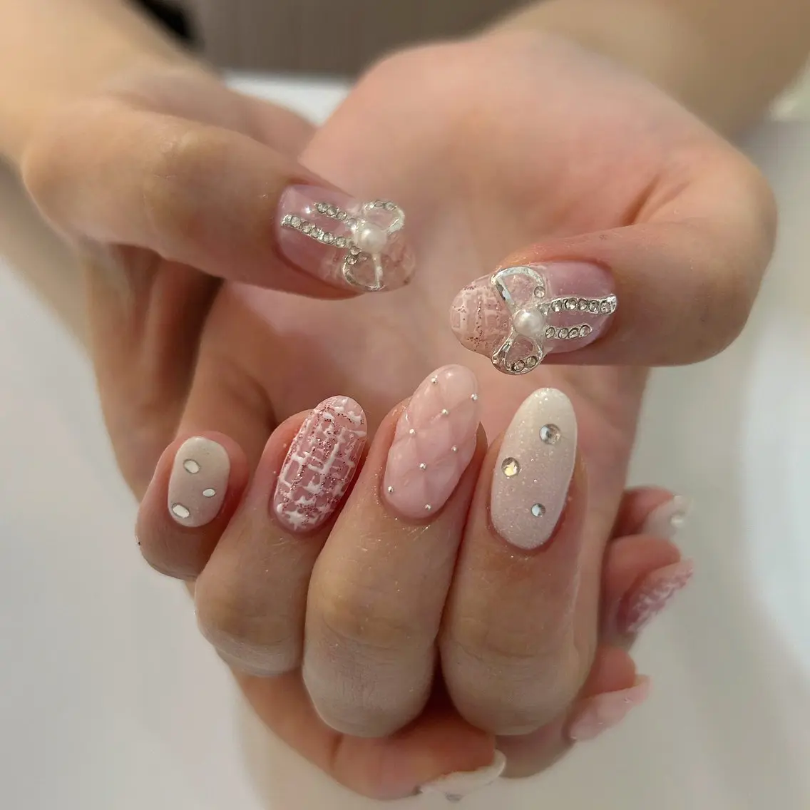 ネイル ハンドネイル ViViA momokaのネイルデザイン