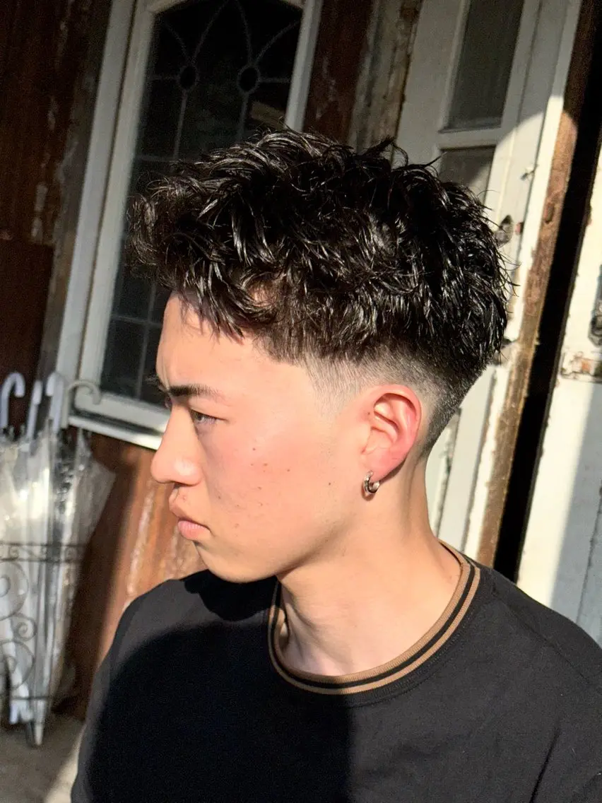 パーマ メンズ 佐伯 桃香のヘアスタイル