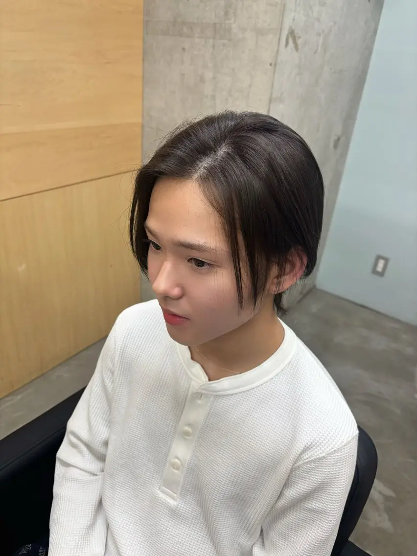 カラー ヘアカラー Robe Nozomuのヘアスタイル