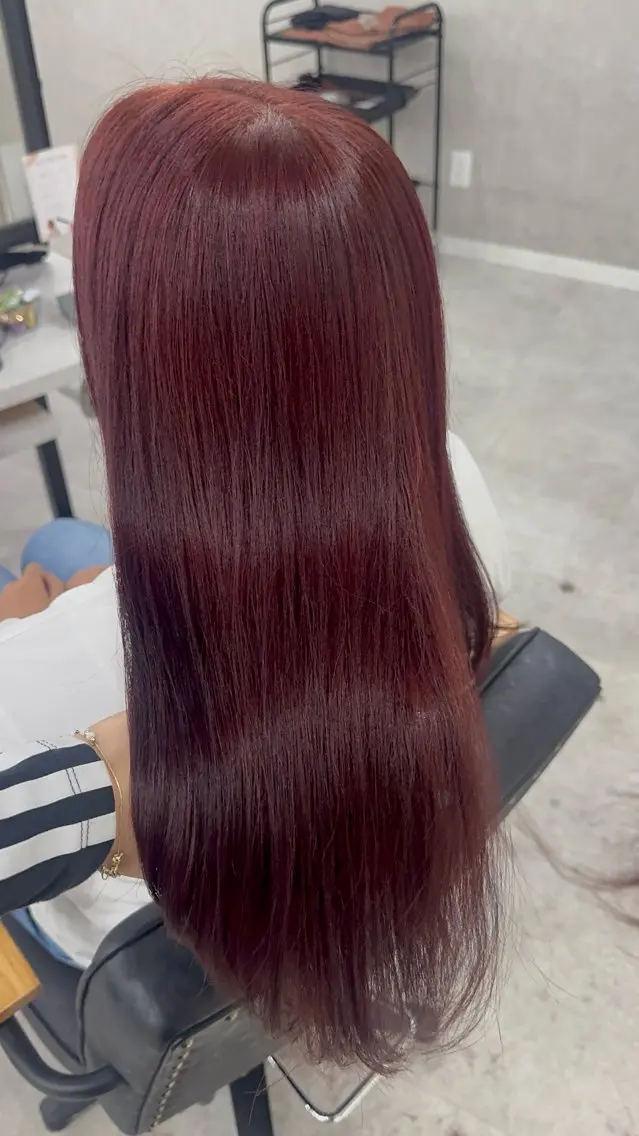 ロング カラー アッシュ アッシュブラウン ベージュカラー 黒髪 ブリーチ カット ヘアカラー トリートメント 赤み無し柔らかカラー 【梅田】madokaのヘアスタイル