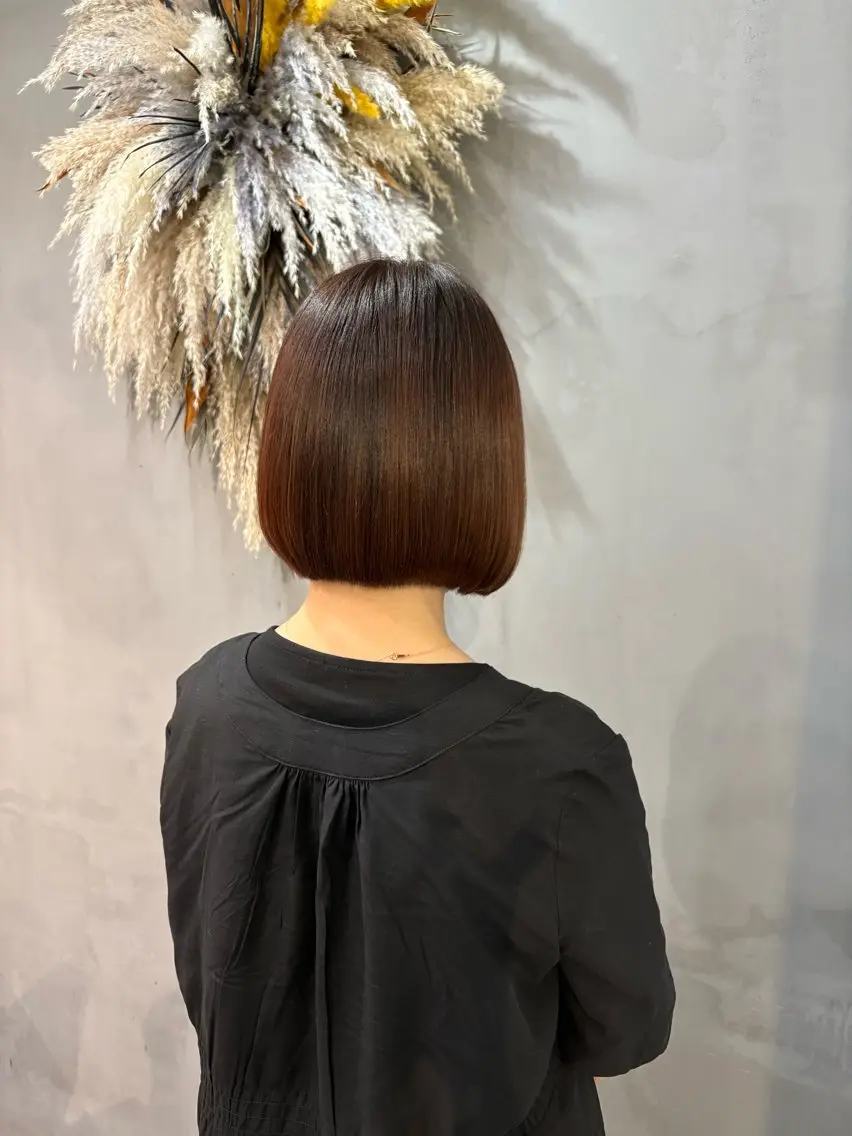ミディアム カラー ブラウンカラー ピンクカラー ピンクブラウン ボブ 顔周りカット ピンク カラー🩰りりのヘアスタイル