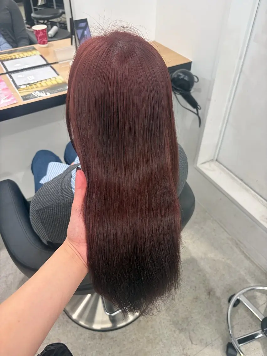 ロング カラー ブリーチ 髪質改善 トリートメント ヘアカラー 💗愛され暖色💗 ピンク/レッド💗のヘアスタイル