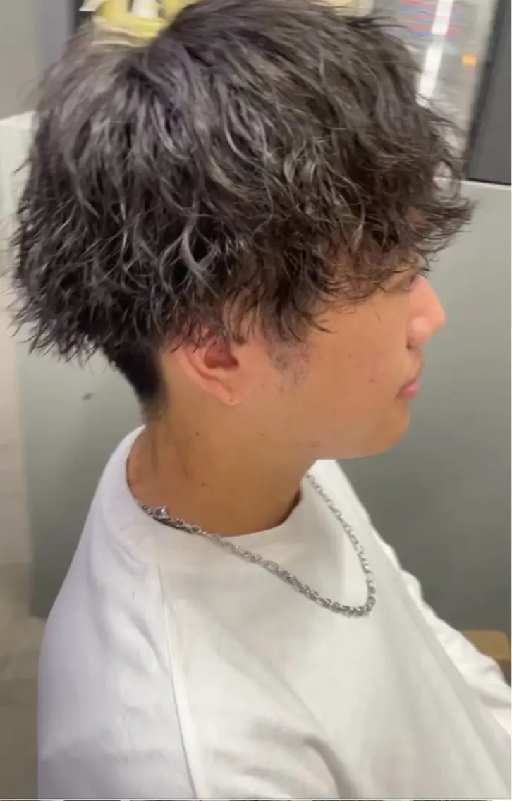 ミディアム パーマ メンズ メンズ専門サロン wokeのヘアスタイル