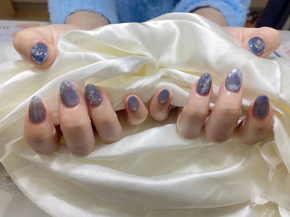ネイル Lucky Nail Studioのネイルデザイン
