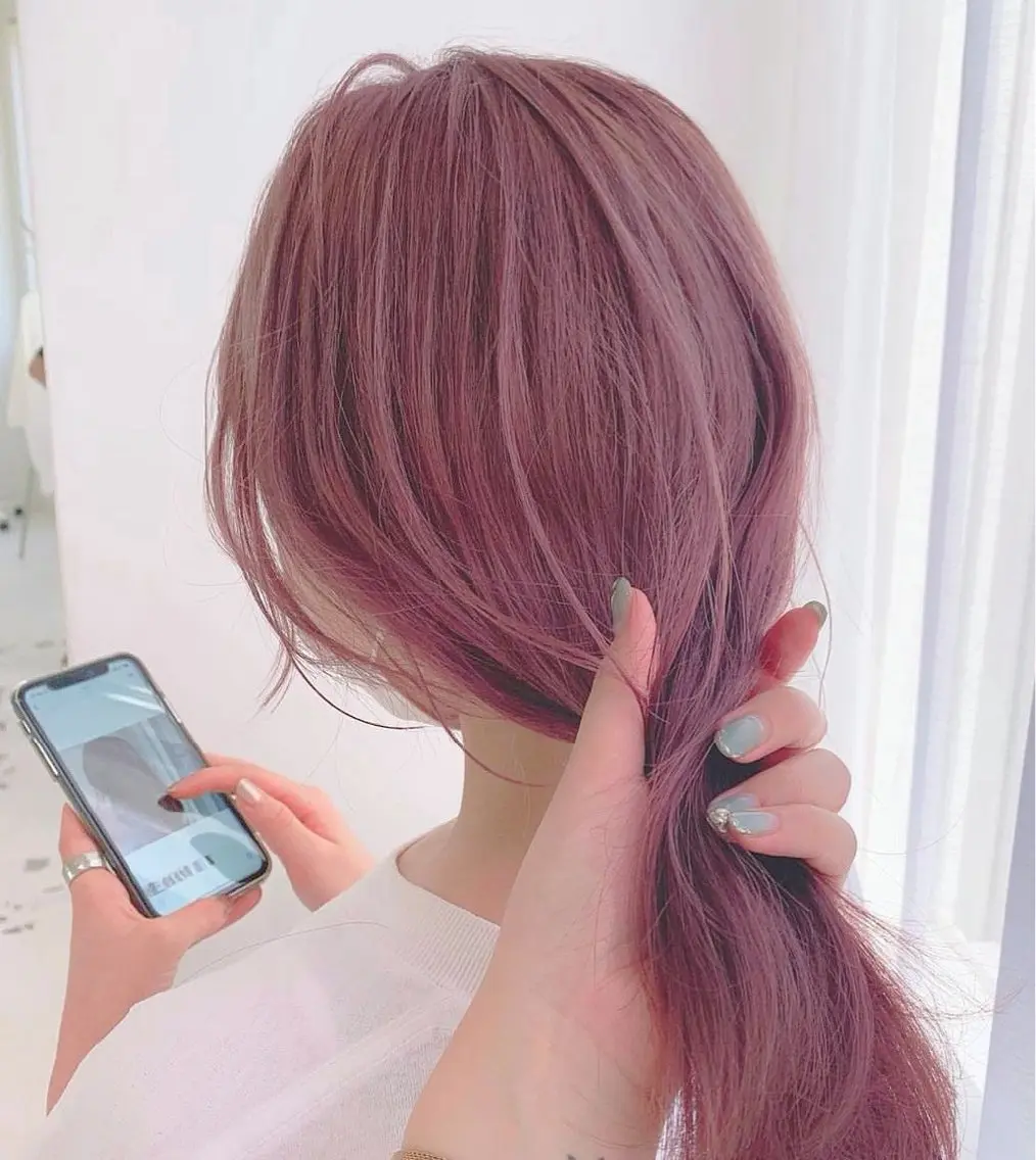 ロング カラー ベージュカラー ブリーチ ピンクカラー ピンクベージュ 似合わせカット Muミュー/ブリーチ ハイトーン Wカラーのヘアスタイル