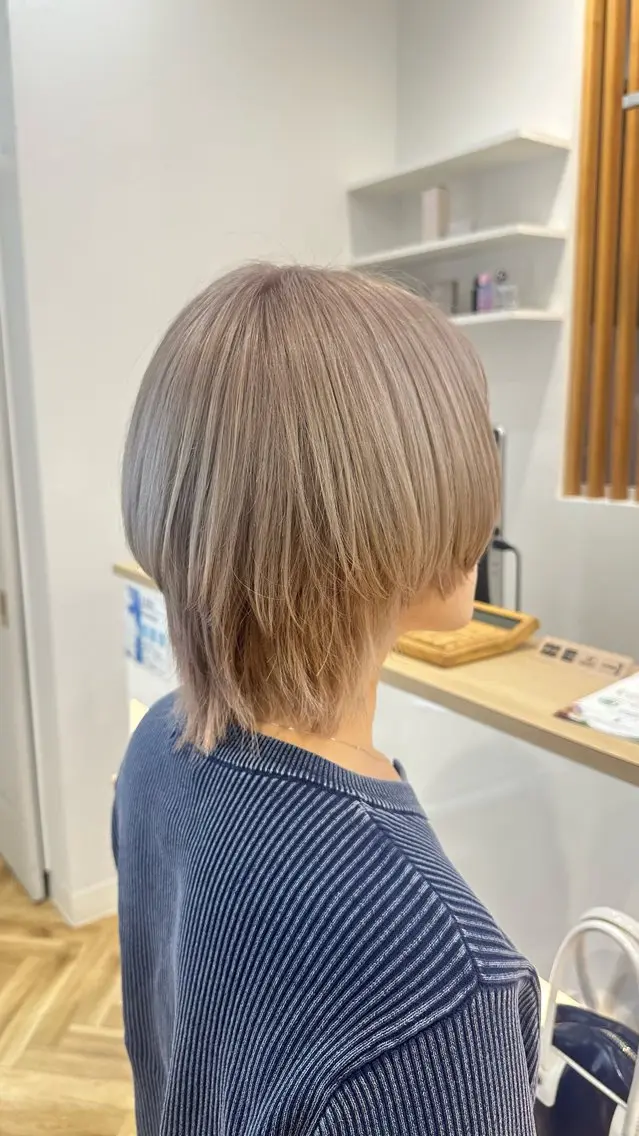 ミディアム ウルフカット 🦋大類 奏愛🦋のヘアスタイル