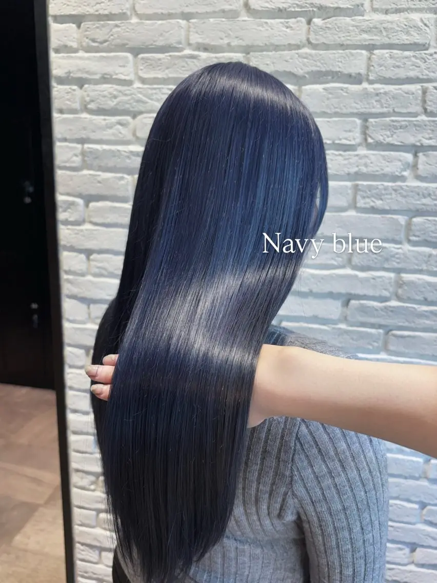 ロング カラー ネイビーカラー ヘアカラー トリートメント 🫧寒色カラー/透明 感ブラック/Risaのヘアスタイル