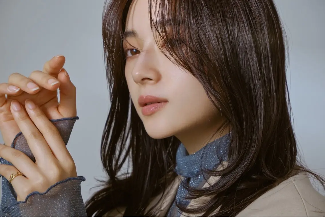 ミディアム Inity shojiのヘアスタイル
