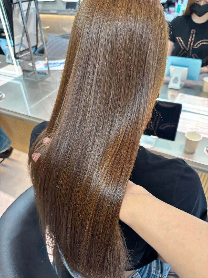 セミロング カラー パーマ 髪質改善 縮毛矯正 カット ヘアカラー 縮毛矯正 トリートメント 【博多髪質改善】 吉村　清志のヘアスタイル