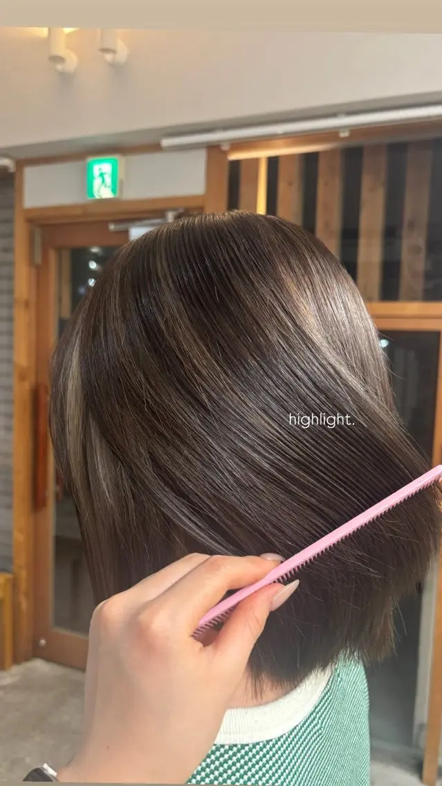 ミディアム カラー カット ヘアカラー cipre 萌乃のヘアスタイル
