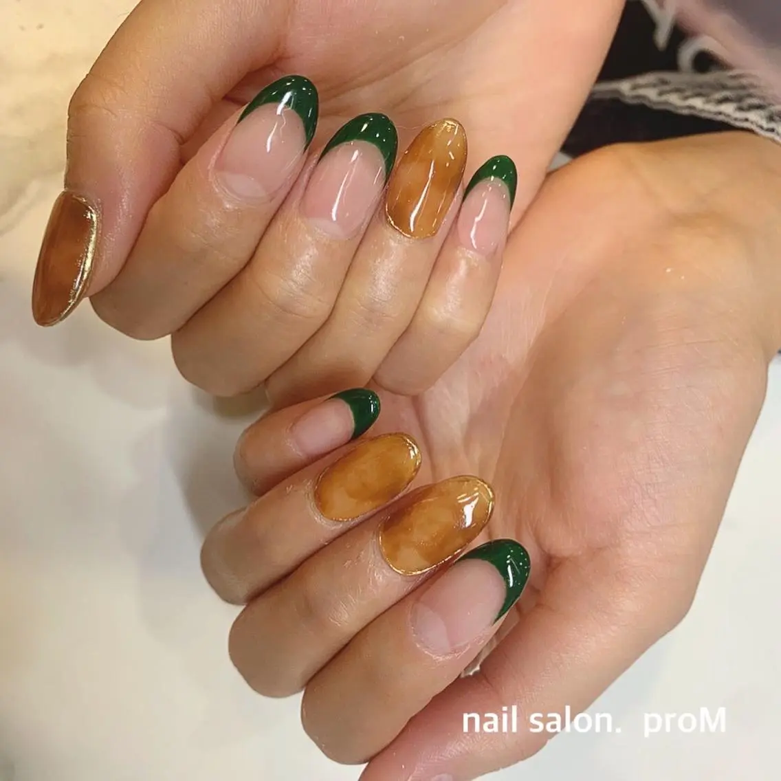 ネイル べっ甲ネイル フレンチネイル グリーン *･*MIMnail 1号店･*:･*のネイルデザイン
