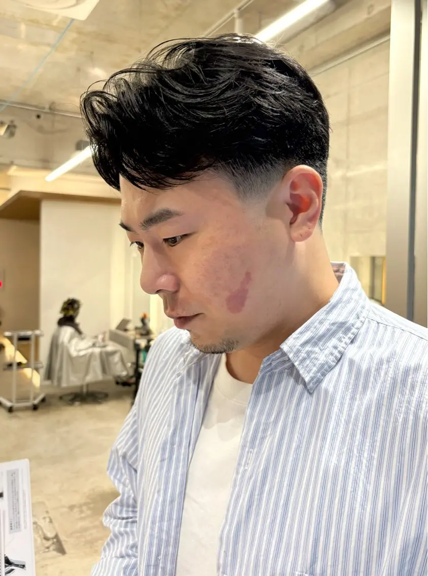 ショート メンズ フェザーパーマ メンズパーマ 縮毛矯正 カット 【メンズ縮毛矯正】 FILMS  軍司のヘアスタイル