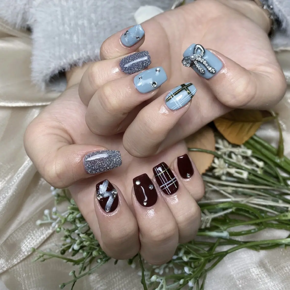 ネイル リボン ハンドネイル UM Nail Salonのネイルデザイン