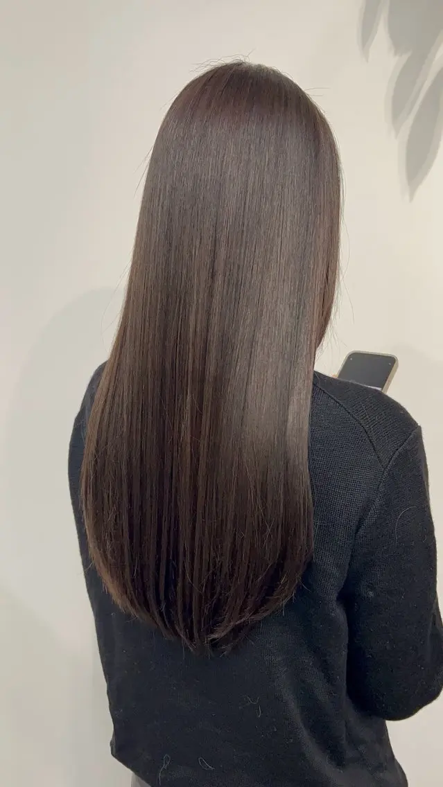 ロング 1回で綺麗になる 髪質改善 小山光のヘアスタイル