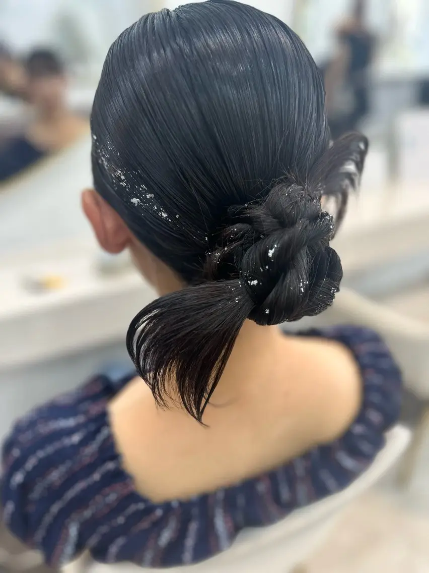 セミロング ヘアアレンジ ヘアセット ☘️はるみ☘️縮毛矯 正/カット/大宮のヘアスタイル