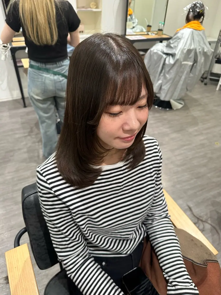 ミディアム カラー アッシュ アッシュグレー アッシュグレージュ グレージュ カット ヘアカラー トリートメント 艶髪レイヤー上田 紗也🇰🇷💗のヘアスタイル