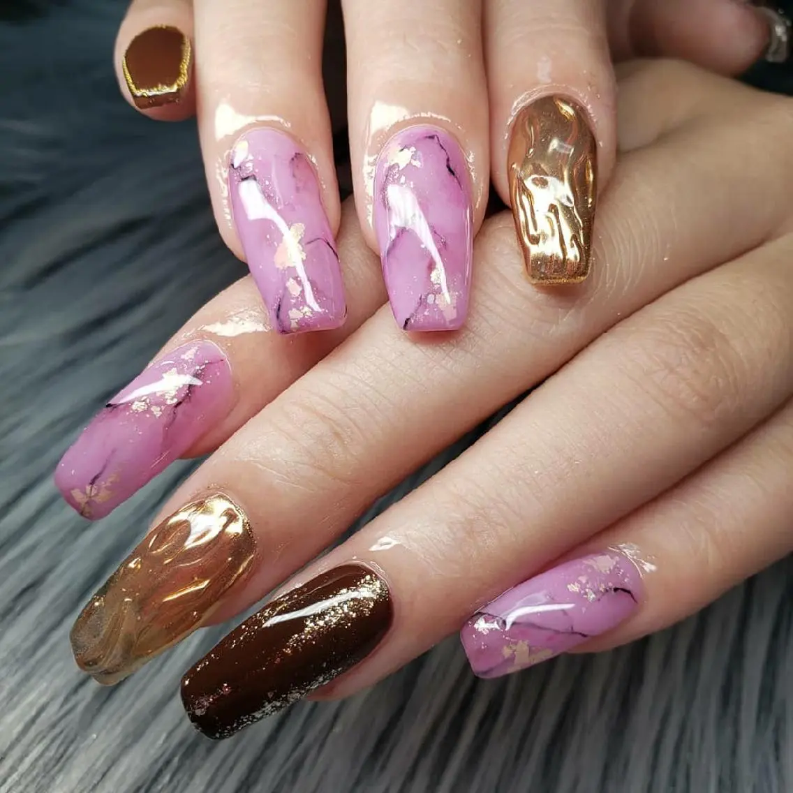 ネイル ブラウン ロングネイル 大理石ネイル(マーブル) ニュアンスネイル パープル Nail salon Coco【溝の口駅】のネイルデザイン