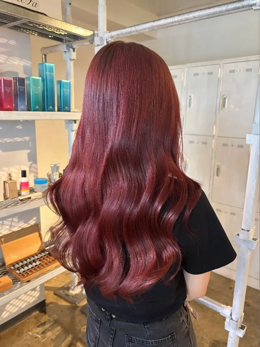 ロング カラー ブリーチ ケアカラー ダブルカラー ブリーチなしカラー レッドカラー 暖色カラー🍒 ケアブリーチ/akiのヘアスタイル