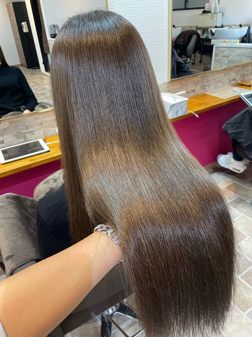 ロング カラー ブラウンカラー オリーブブラウン 髪質改善 トリートメント カット ヘアカラー トリートメント YUI/ ブリーチカラー🌷のヘアスタイル