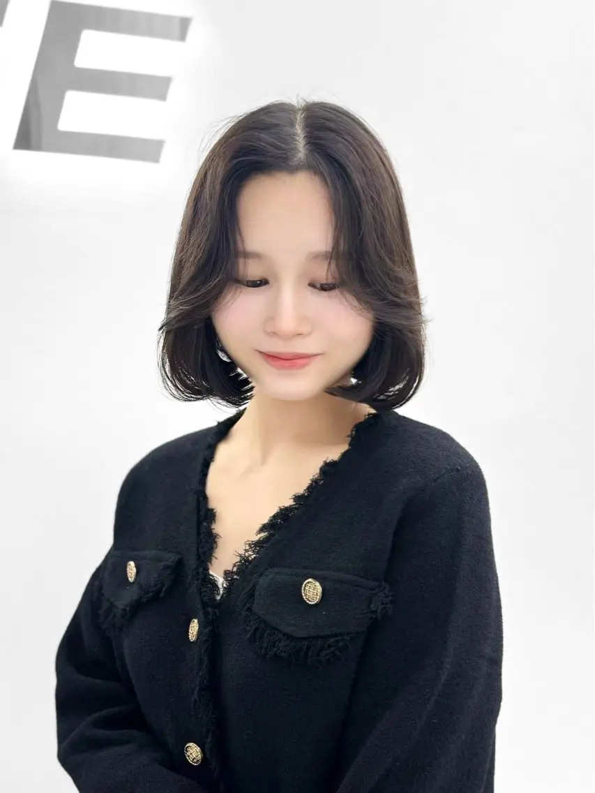 ミディアム カラー ヘアアレンジ カット ヘアカラー トリートメント ヘッドスパ ヘアセット 縮毛矯正🤍 盛れるボブ/ひかりのヘアスタイル