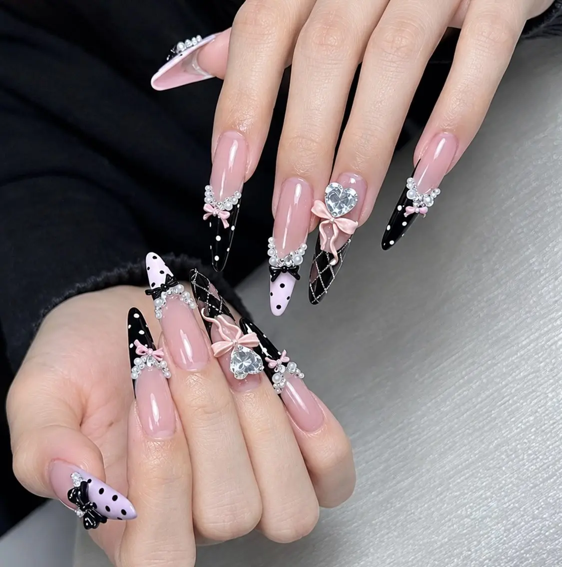 ネイル アートネイル ジェルネイル 韓国ネイル ニュアンスネイル シンプルネイル ハンドネイル ハンドケア Anna Melia Nailのネイルデザイン