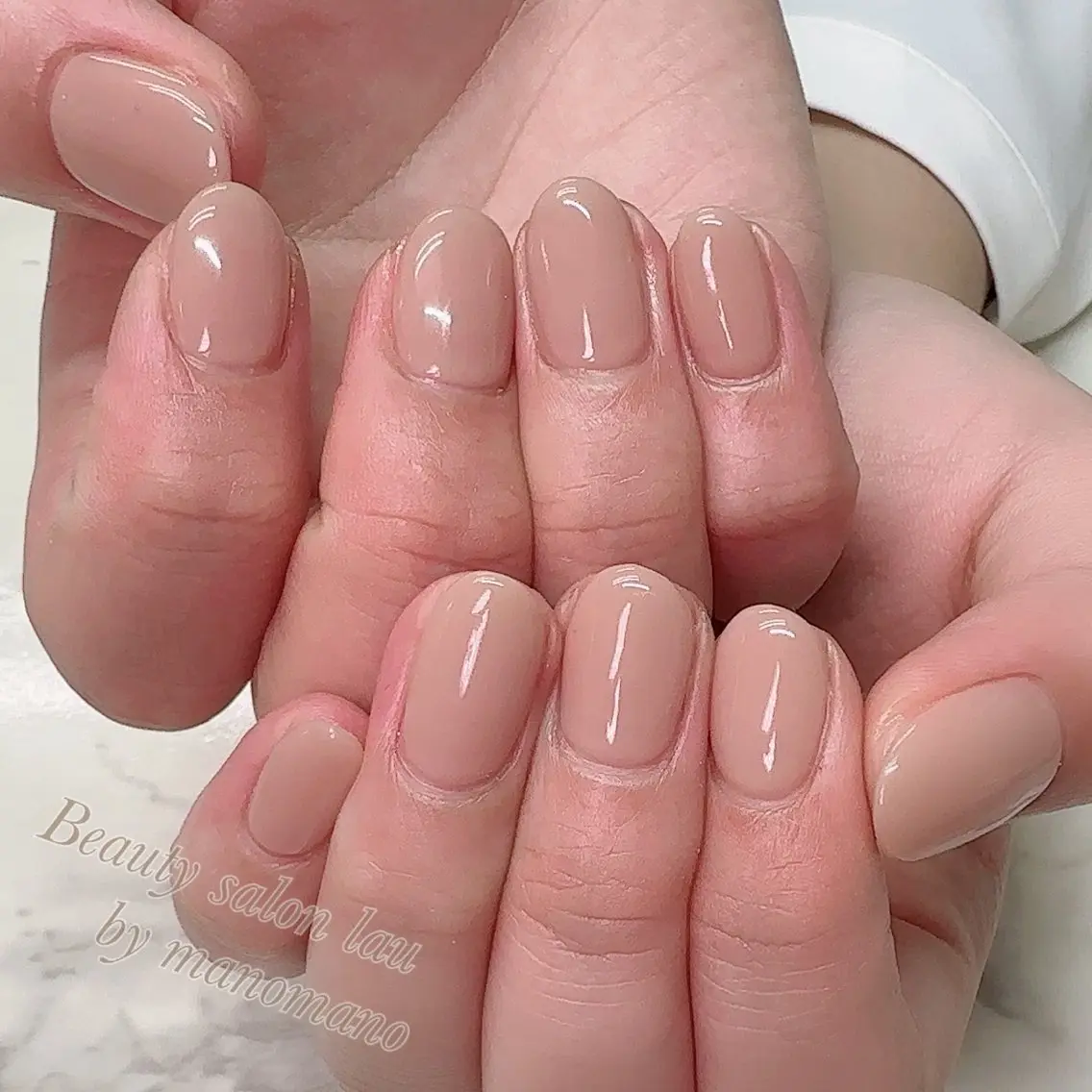 ネイル オフィスネイル ラウバイマノマノ なかざとのネイルデザイン