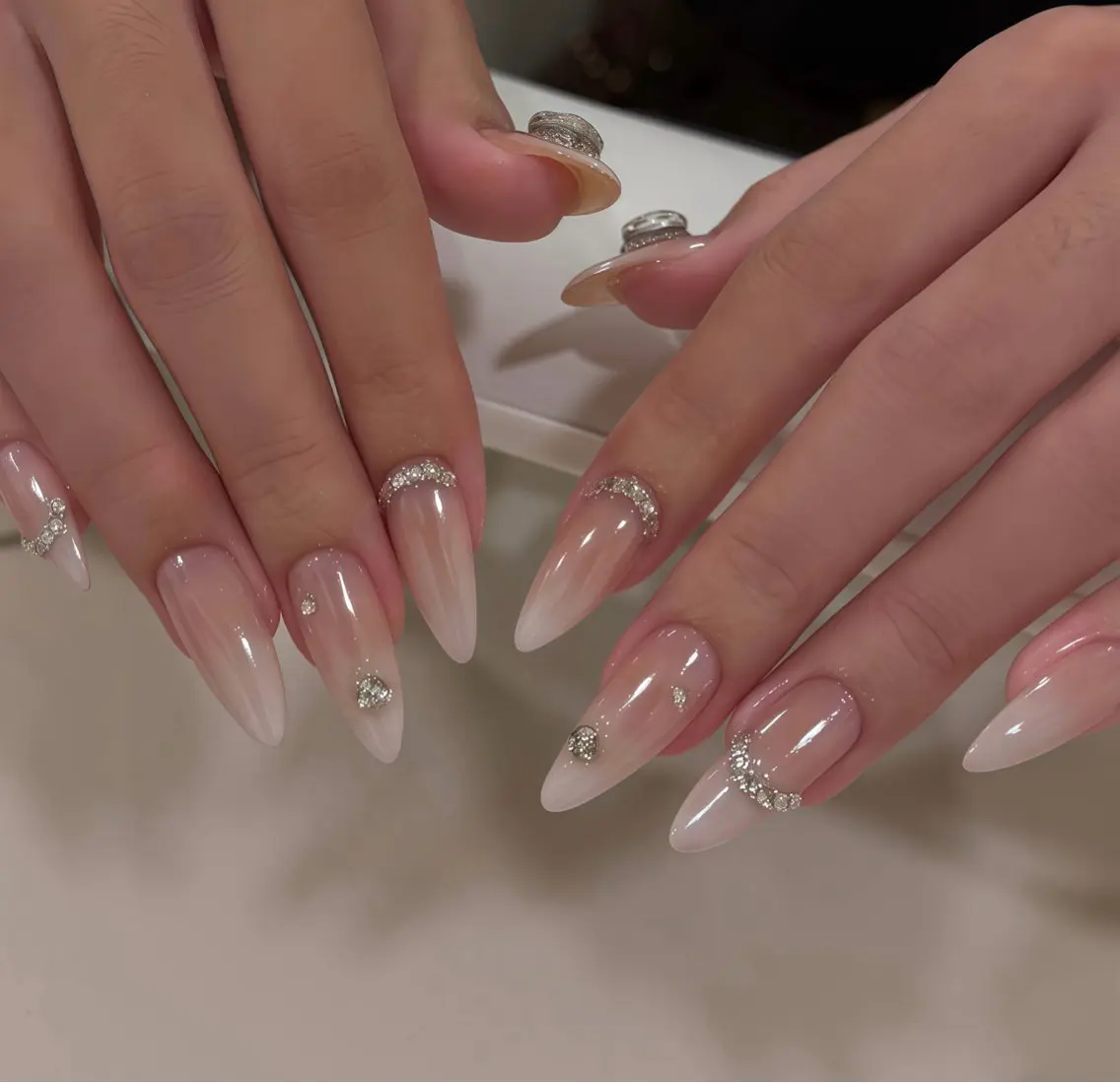 ネイル オーロラネイル チークネイル フットネイル フレンチネイル ジェルネイル ハンドネイル ハンドケア NEW NAIL💞 yukiのネイルデザイン