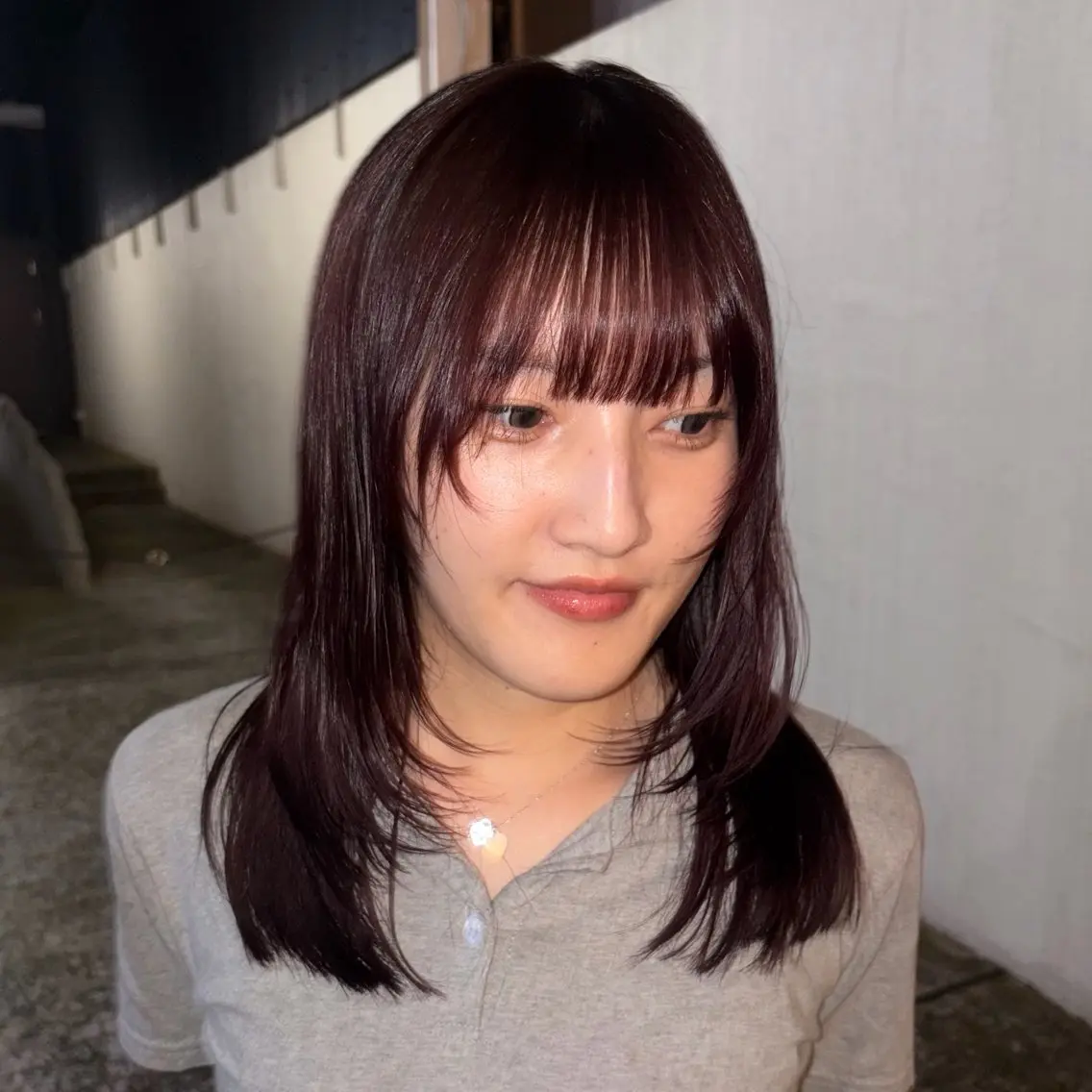 ミディアム カラー カット KARIN🤍 /レイヤーカットのヘアスタイル