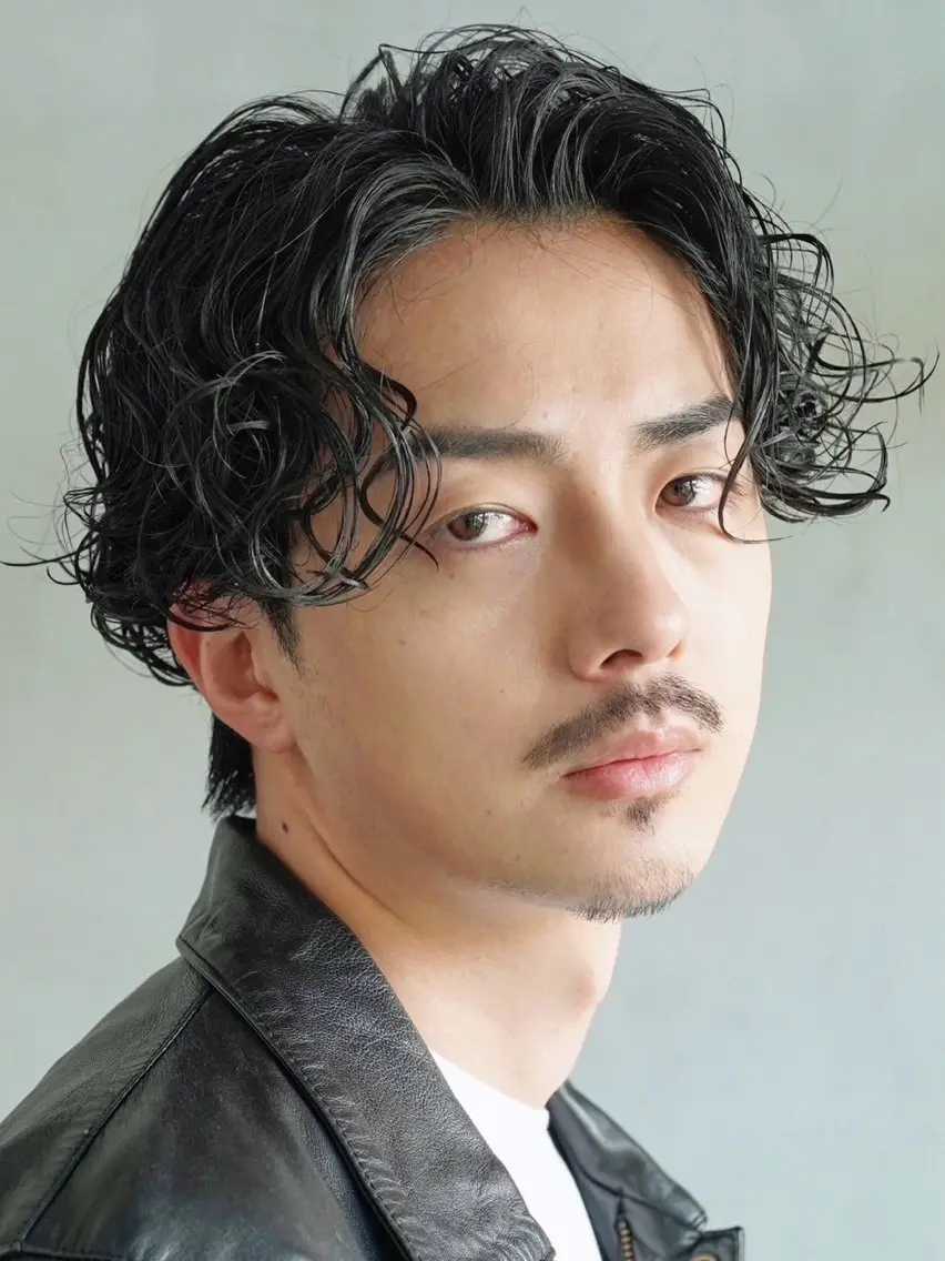 ミディアム パーマ ミディアムパーマ スパイラルパーマ カット パーマ クドウレイ fifth神南のヘアスタイル