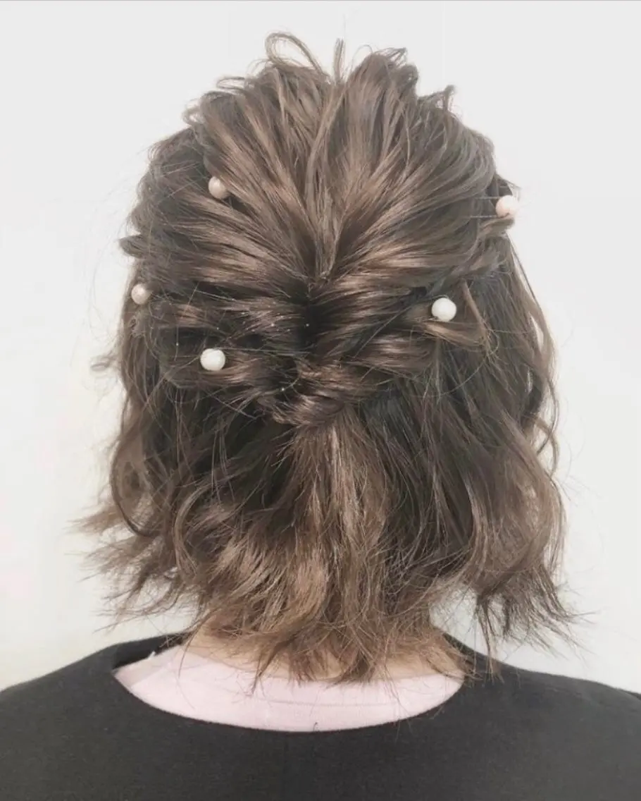 ミディアム カラー パーマ ヘアアレンジ メンズ キッズ ハーフアップ 子どものヘアアレンジ ミディアムパーマ メンズバレイヤージュ メンズブリーチ ヘアセット kotona 🤍miuraのヘアスタイル