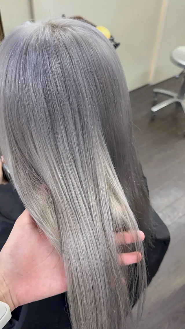 ロング カラー ブリーチ ケアブリーチ 透明感カラー ダブルカラー ハイトーンカラー ヘアカラー Lima/ブリー チ特化/心斎橋のヘアスタイル