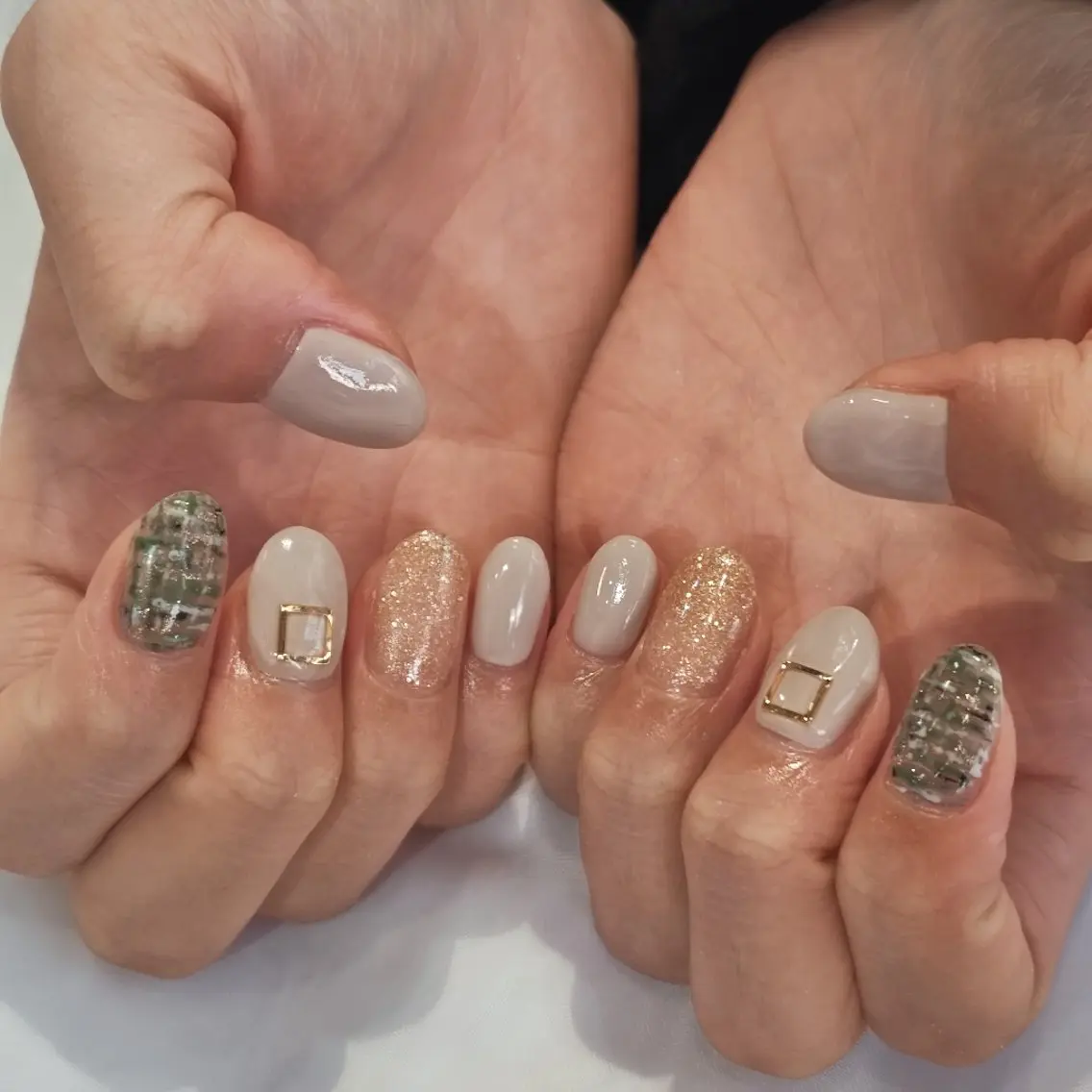 ネイル ツイードネイル 冬ネイル ハンドネイル felicita fumi🩷のネイルデザイン