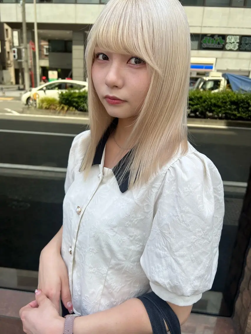 ミディアム カラー 高畑 恵莉 👒 暖色 / 艶髪 🧺のヘアスタイル