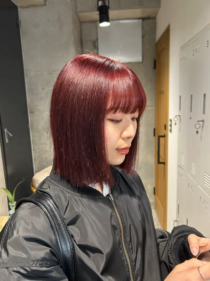 ミディアム カラー カシス レッドカラー ヘアカラー 🍎ブリーチカラー 🍎KUREA🍎のヘアスタイル