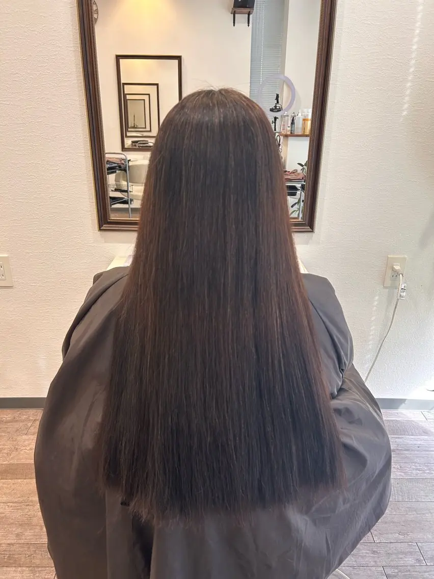 ロング カワナ カエデのヘアスタイル
