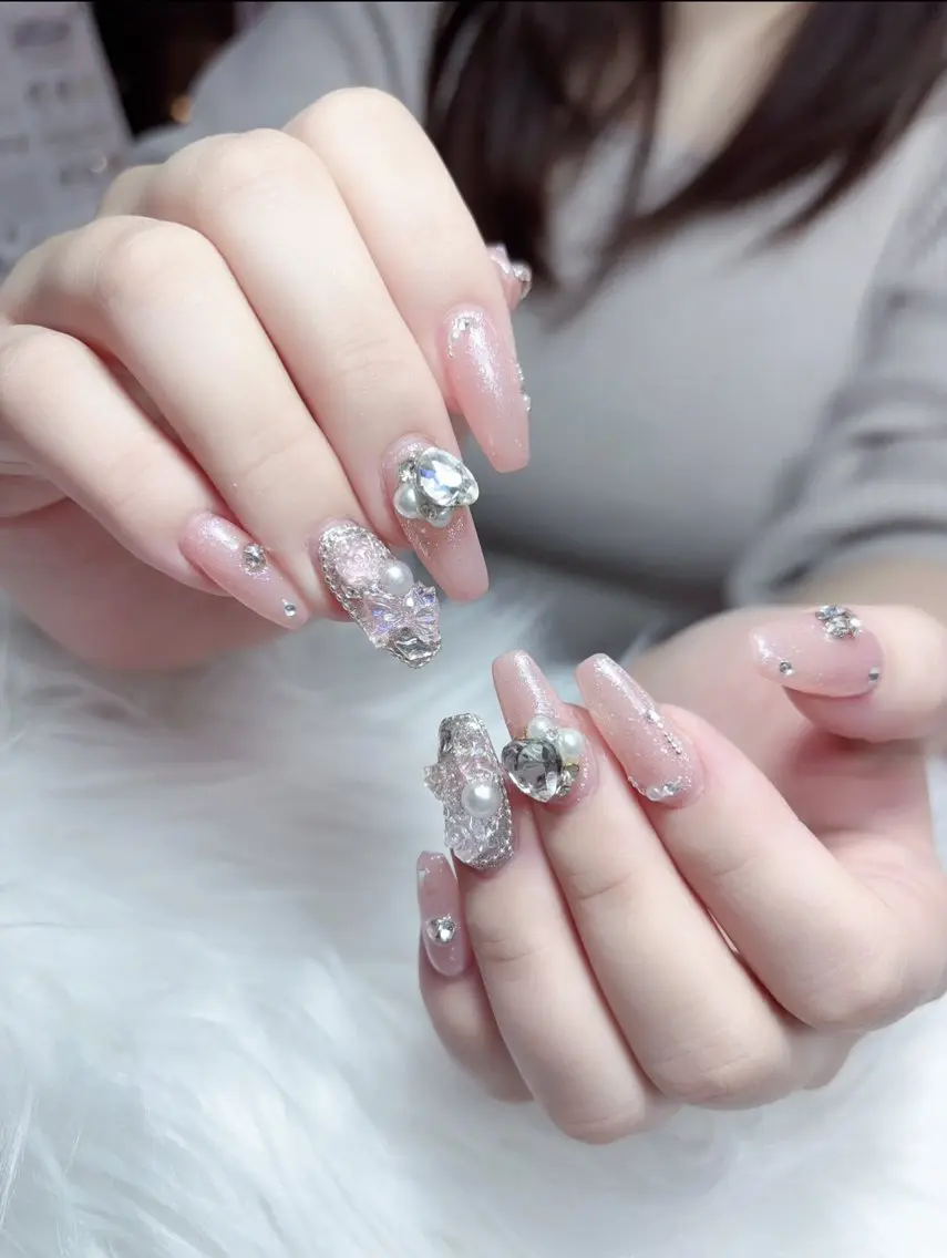 ネイル Rin.nails ネイルサロンのネイルデザイン
