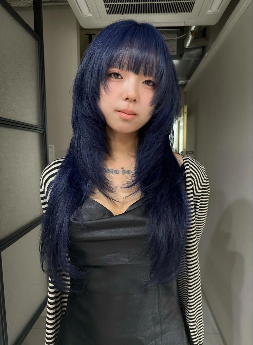 ロング カラー ブリーチ ブルーカラー ブルーラベンダー 透明感カラー デザインカラー カット ヘアカラー エクステ TAIRA横浜ウルフ 🐺デザインカラーのヘアスタイル