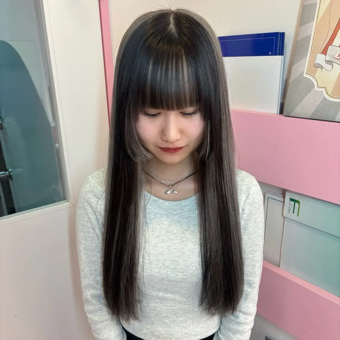 ロング カラー メイ ☪️のヘアスタイル