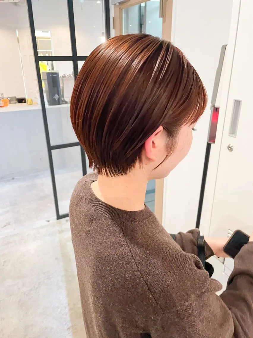 ショート カラー 丸みショート ブリーチ オレンジ ショートヘア カット ヘアカラー トリートメント Takuma Suzuki中目黒のヘアスタイル