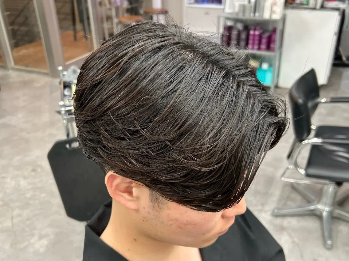 【直毛でも毛流れ簡単❤️🔥】⚡️ニュアンスパーマ➕カット⚡️ #ニュアンスパーマ#カルマパーマ#センターパートの写真