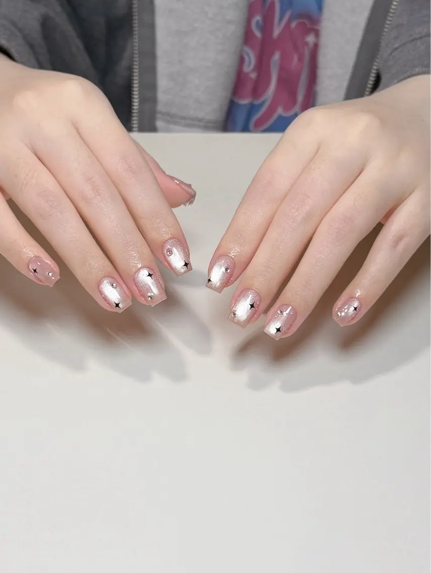 ネイル オーロラネイル 長さ出し フットネイル 韓国ネイル ラメ(グリッター) 👍thumbs up nail👍のネイルデザイン