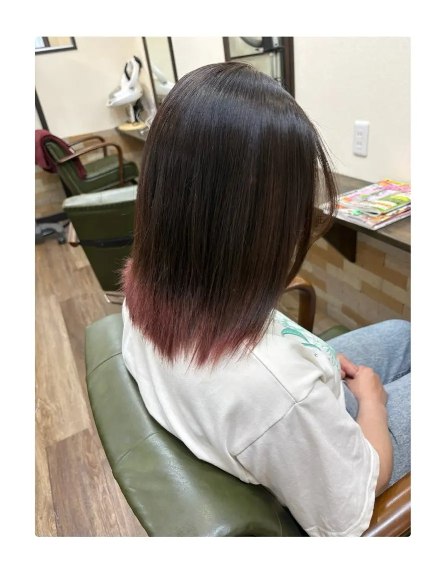 ミディアム ヘアカラー 安松 莉那のヘアスタイル