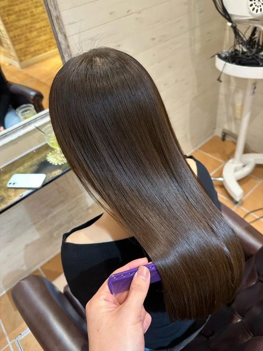 ロング 髪質改善 カット 縮毛矯正 トリートメント ✨️髪質改善＆艶カラ ー✨️Yudaiのヘアスタイル