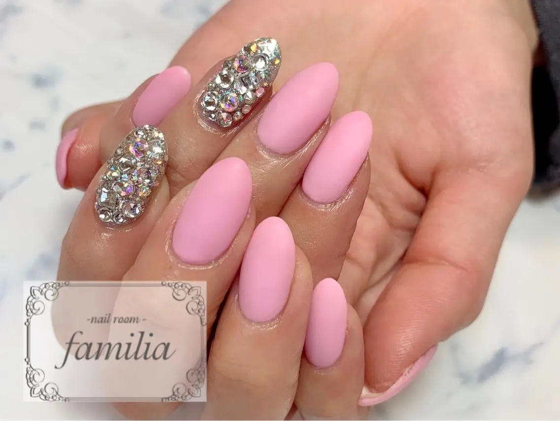 ネイル マットネイル ピンク -nailroom- familiaのネイルデザイン