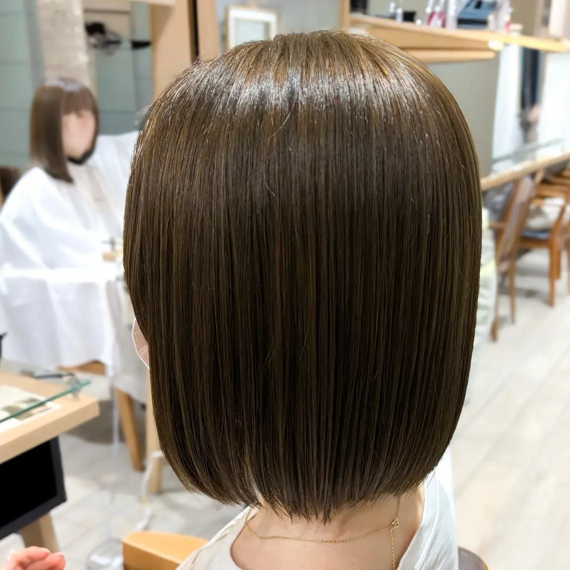 ショート カラー ベージュカラー オリーブベージュ ボブ カット ヘアカラー トリートメント 🦩 Rui 🦩のヘアスタイル